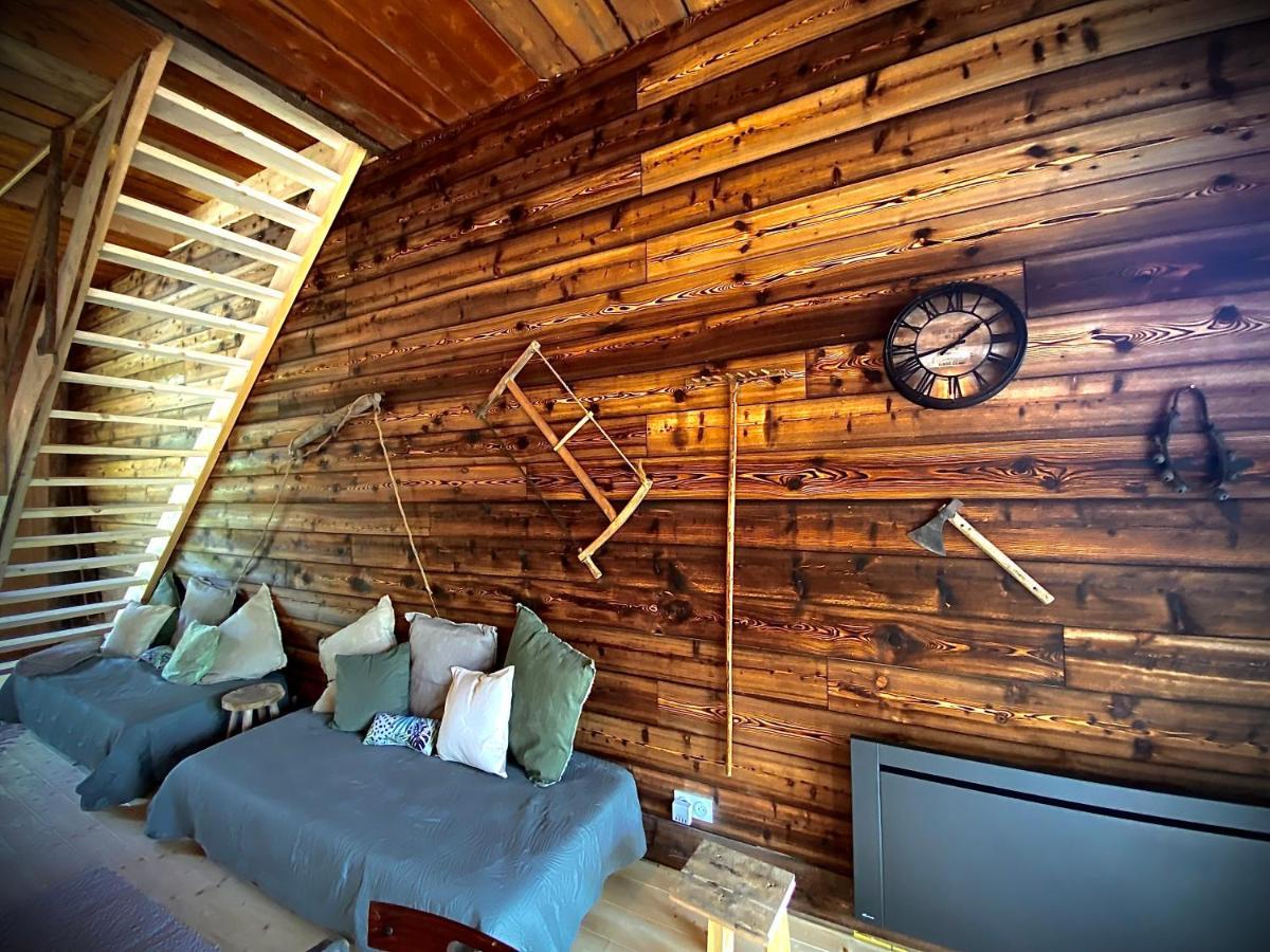 Authentique Grange Savoyarde Villa Albiez-Montrond Luaran gambar